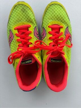 Saucony Grid Spectrum Neon Yellow with Hot Pink Lace Athletic Shoes
